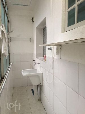 Image 3 - 472713