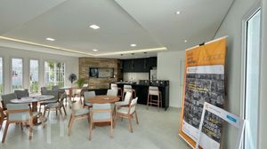 Image 11 - 472923