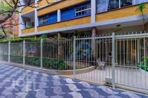 Image 31 - 474390