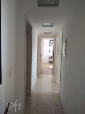 Image 5 - 474682