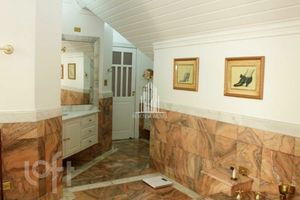 Image 7 - 475573