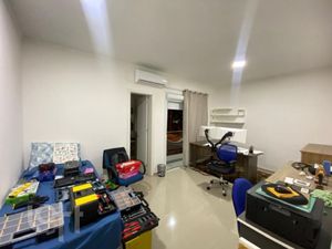 Image 1 - 476872