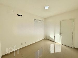 Image 19 - 476872