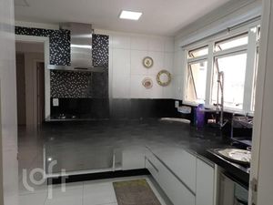 Image 19 - 477109