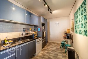 Image 4 - 478174