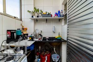 Image 23 - 478315