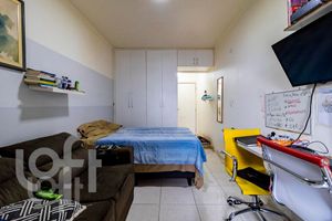 Image 10 - 478315