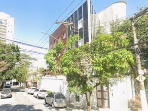Image 12 - 479585