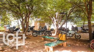 Image 8 - 480395