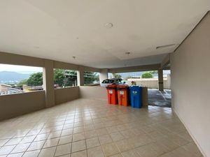 Image 21 - 480736
