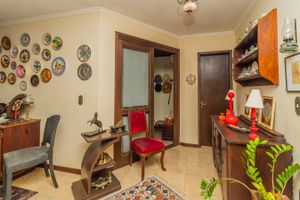 Image 18 - 481711
