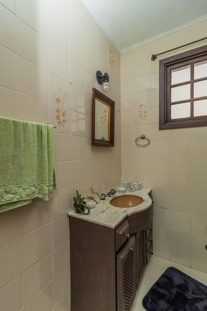 Image 29 - 481711