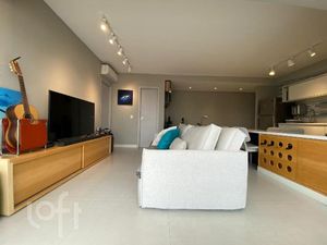 Image 29 - 482662