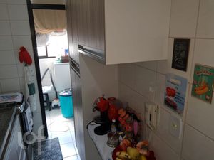 Image 11 - 482791