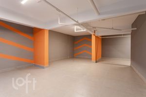 Image 23 - 483854