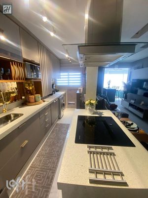 Image 13 - 486365