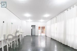 Image 19 - 486908