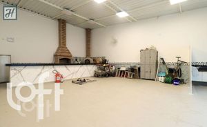 Image 4 - 487002