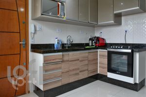 Image 25 - 487832