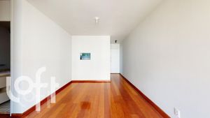 Image 31 - 487918