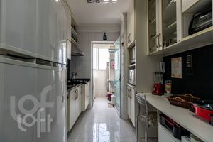 Image 27 - 488138