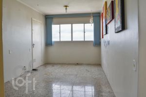 Image 16 - 489151