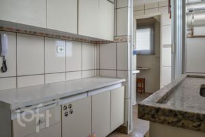 Image 20 - 489151