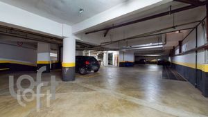 Image 38 - 489975
