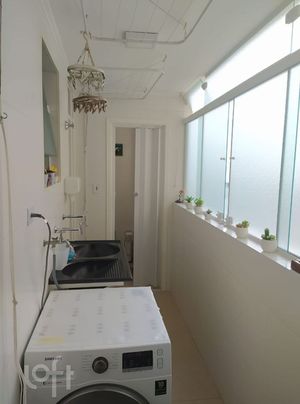 Image 4 - 489992
