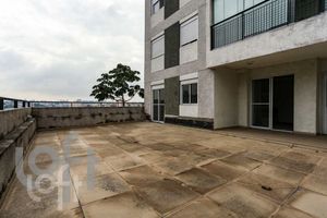 Image 8 - 490008