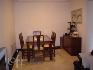 Image 19 - 490154
