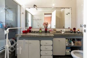 Image 3 - 490378