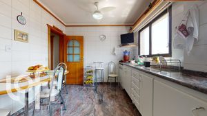 Image 20 - 490400