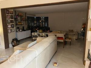 Image 9 - 490911
