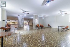 Image 8 - 491200