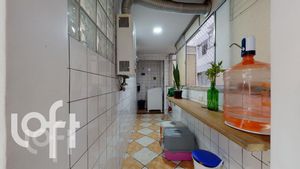 Image 10 - 491210