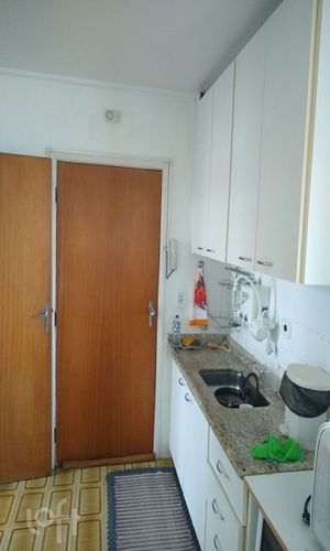 Image 18 - 491556