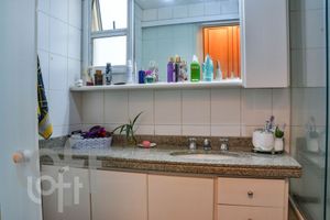 Image 1 - 491625