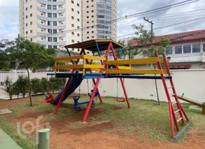 Image 11 - 491765