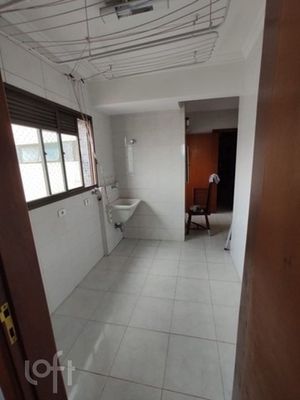 Image 10 - 491889