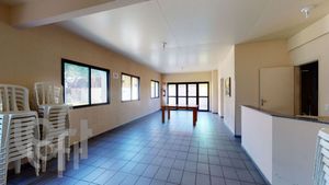 Image 3 - 492035