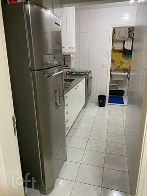 Image 11 - 492043