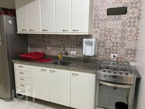 Image 10 - 492043