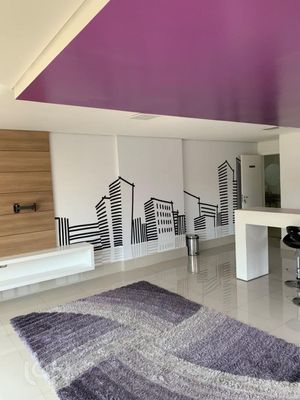 Image 19 - 492103