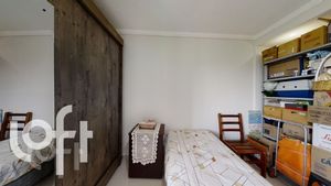 Image 33 - 492119