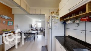 Image 19 - 492119