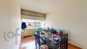 Image 13 - 492318