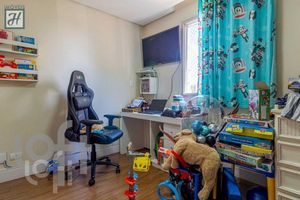 Image 9 - 492339