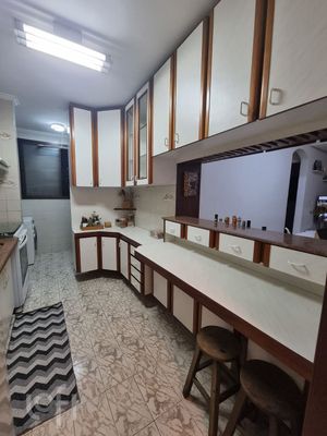 Image 4 - 492427