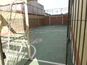 Image 11 - 492692